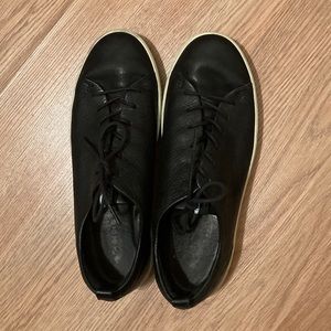 ECCO Soft 8 Sneaker Black Size 39 (US 8-8.5)